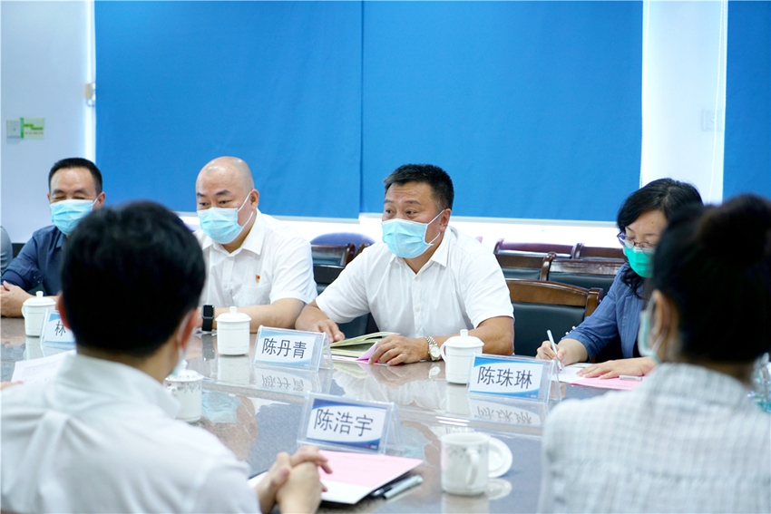 3 汕头市纪委第二监督检查室主任陈丹青主任发表讲话.jpg