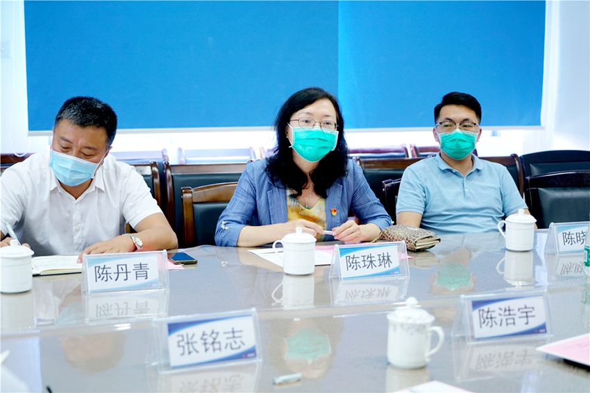 7 汕头大学纪委副书记陈珠琳致辞.jpg