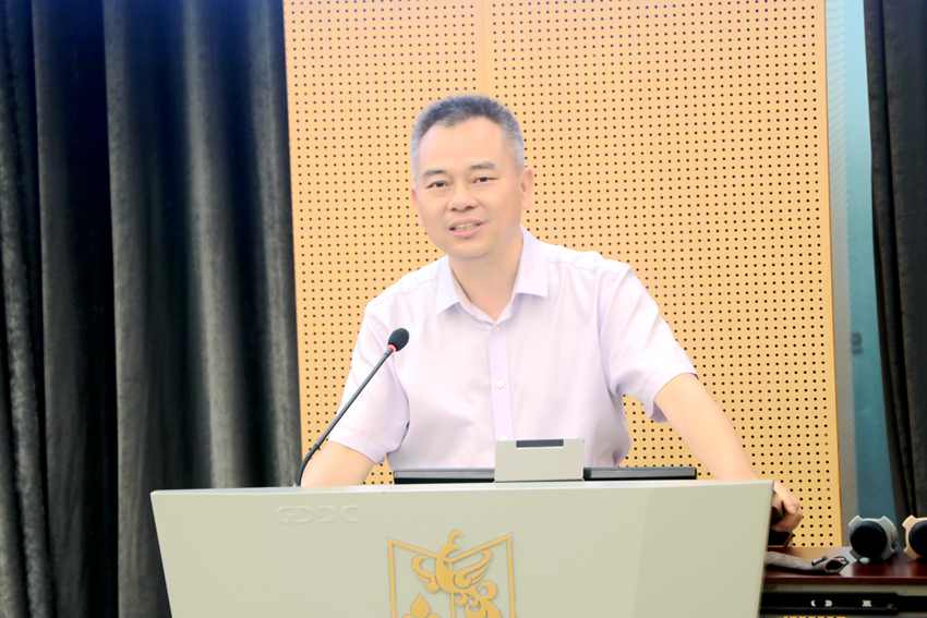 长江大讲坛 (3).JPG